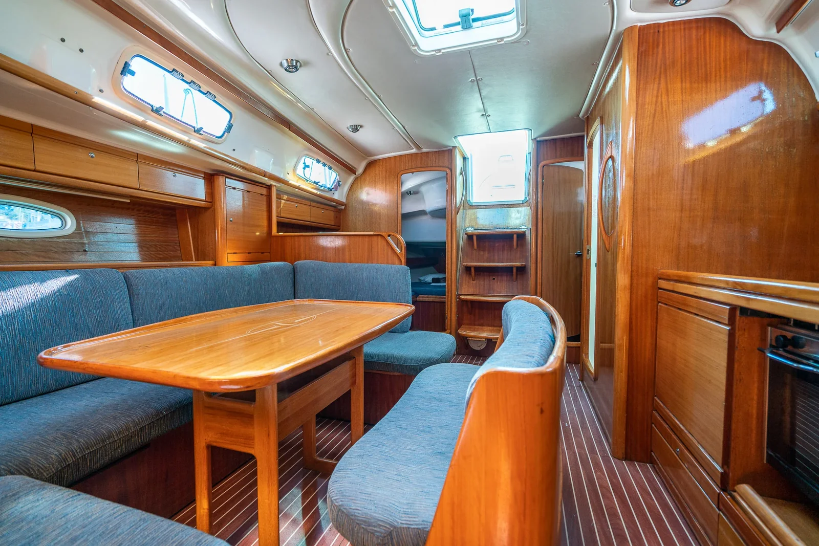 Yacht BAVARIA 39 Cruiser - Nada - Foto 1
