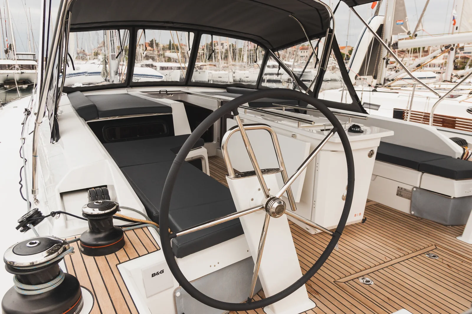 Yacht BENETEAU Oceanis 51.1 - Panthata - Foto 1