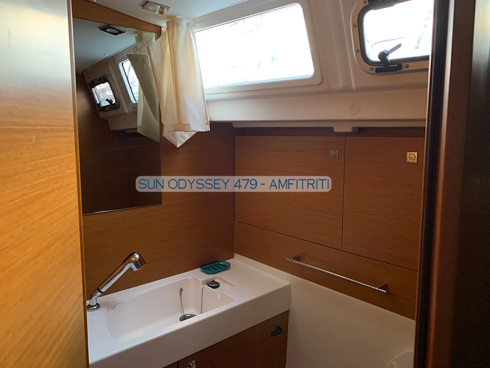Yacht JEANNEAU Sun Odyssey 479 - Amfitriti - Foto 1