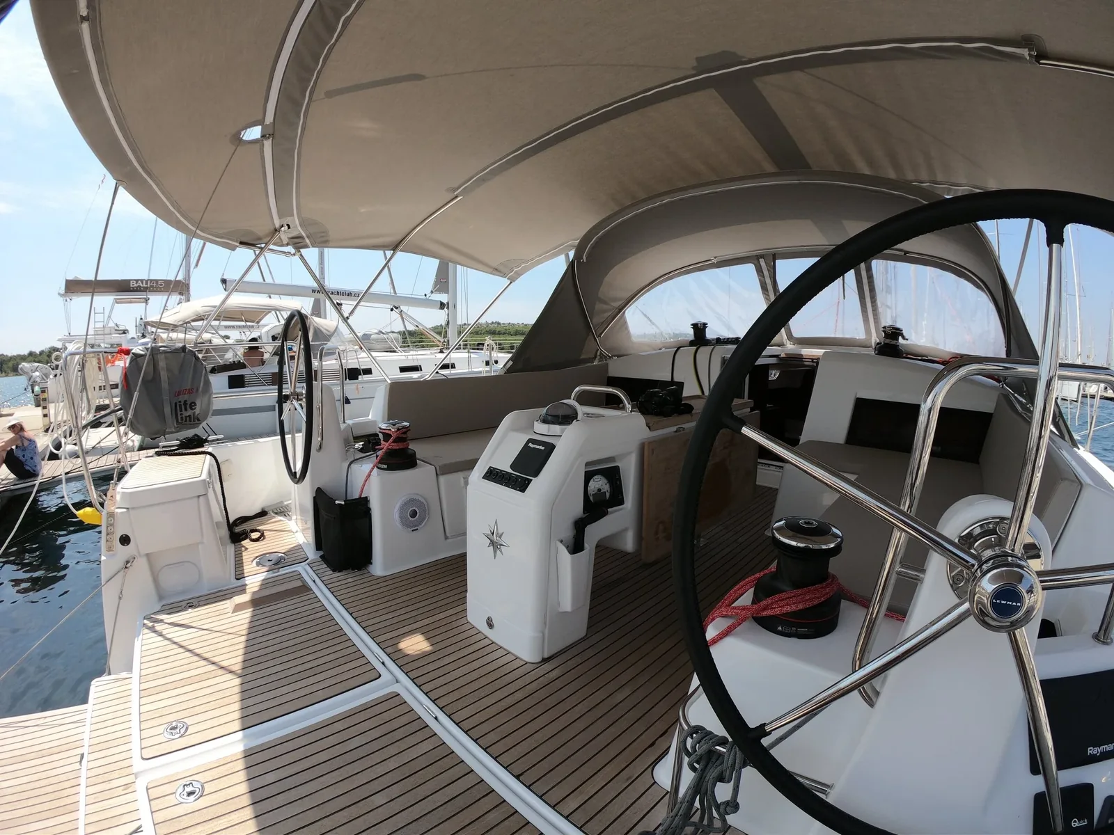 Yacht JEANNEAU Sun Odyssey 490 - Nonna - Foto 1