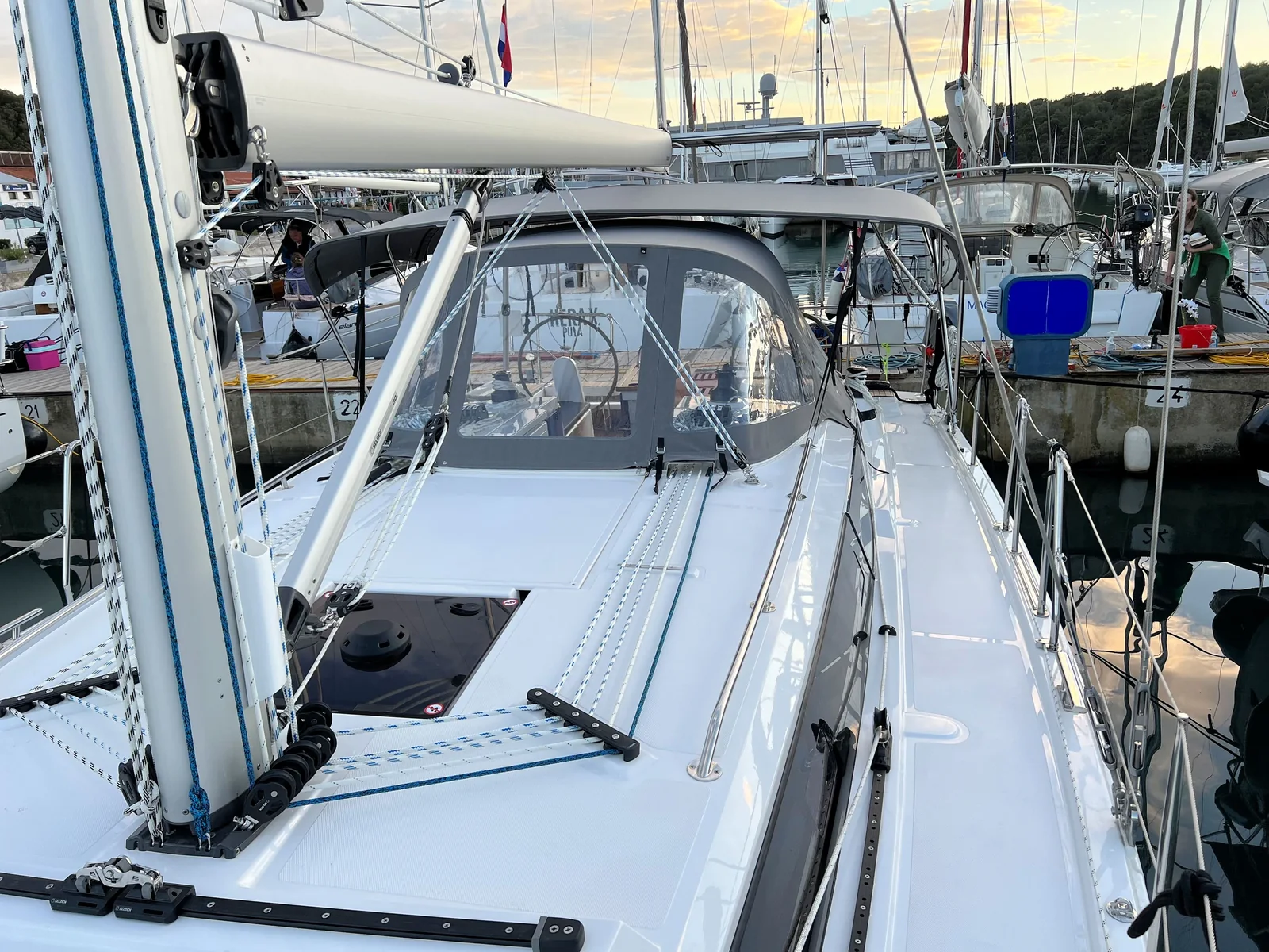 Yacht BAVARIA C38 - Mala Hana - Foto 1