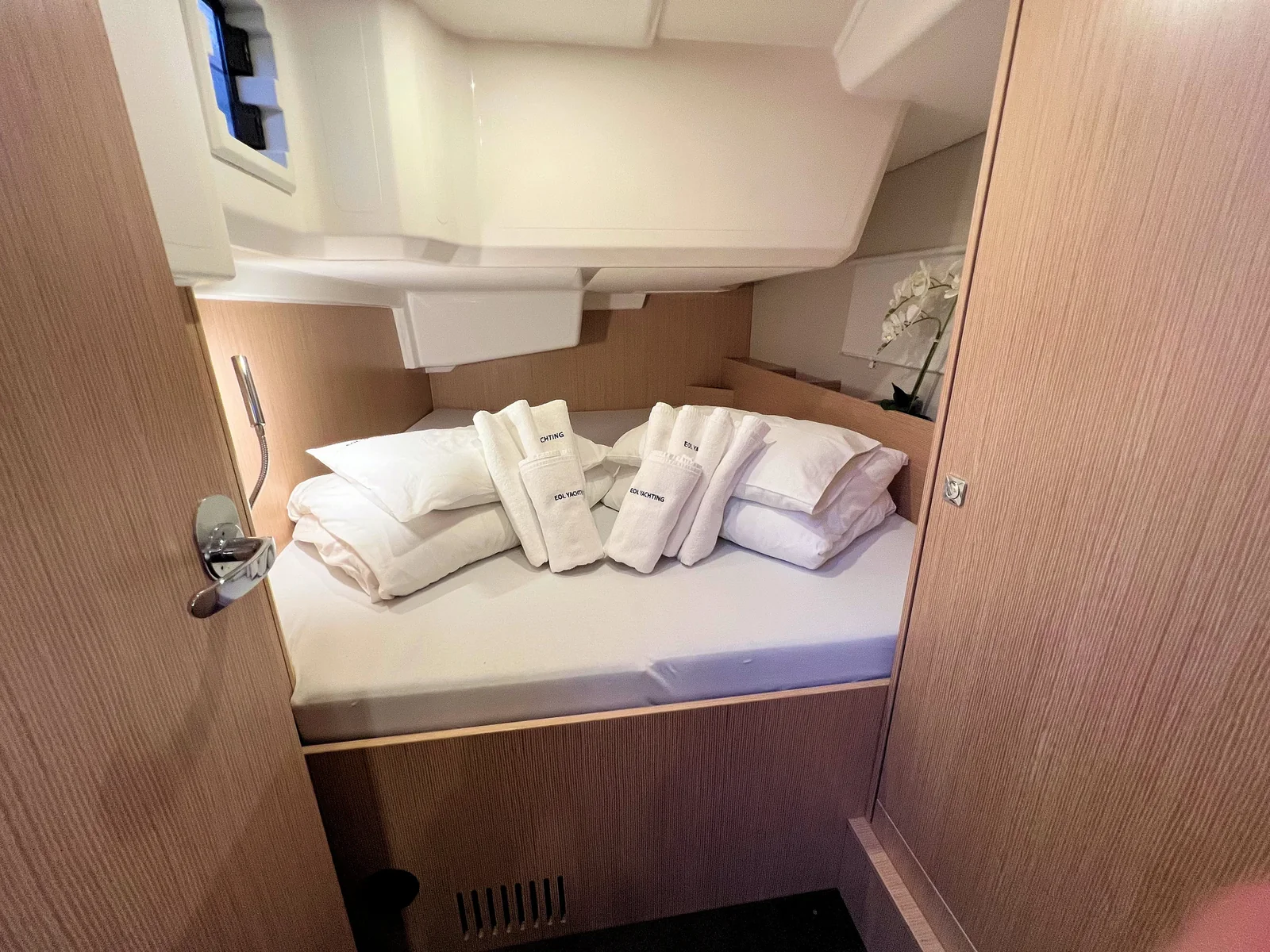 Yacht BAVARIA C38 - Mala Hana - Foto 1