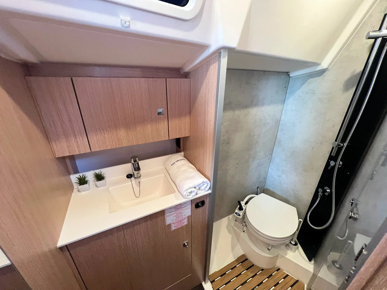 Yacht BAVARIA C38 - Mala Hana - Foto 1