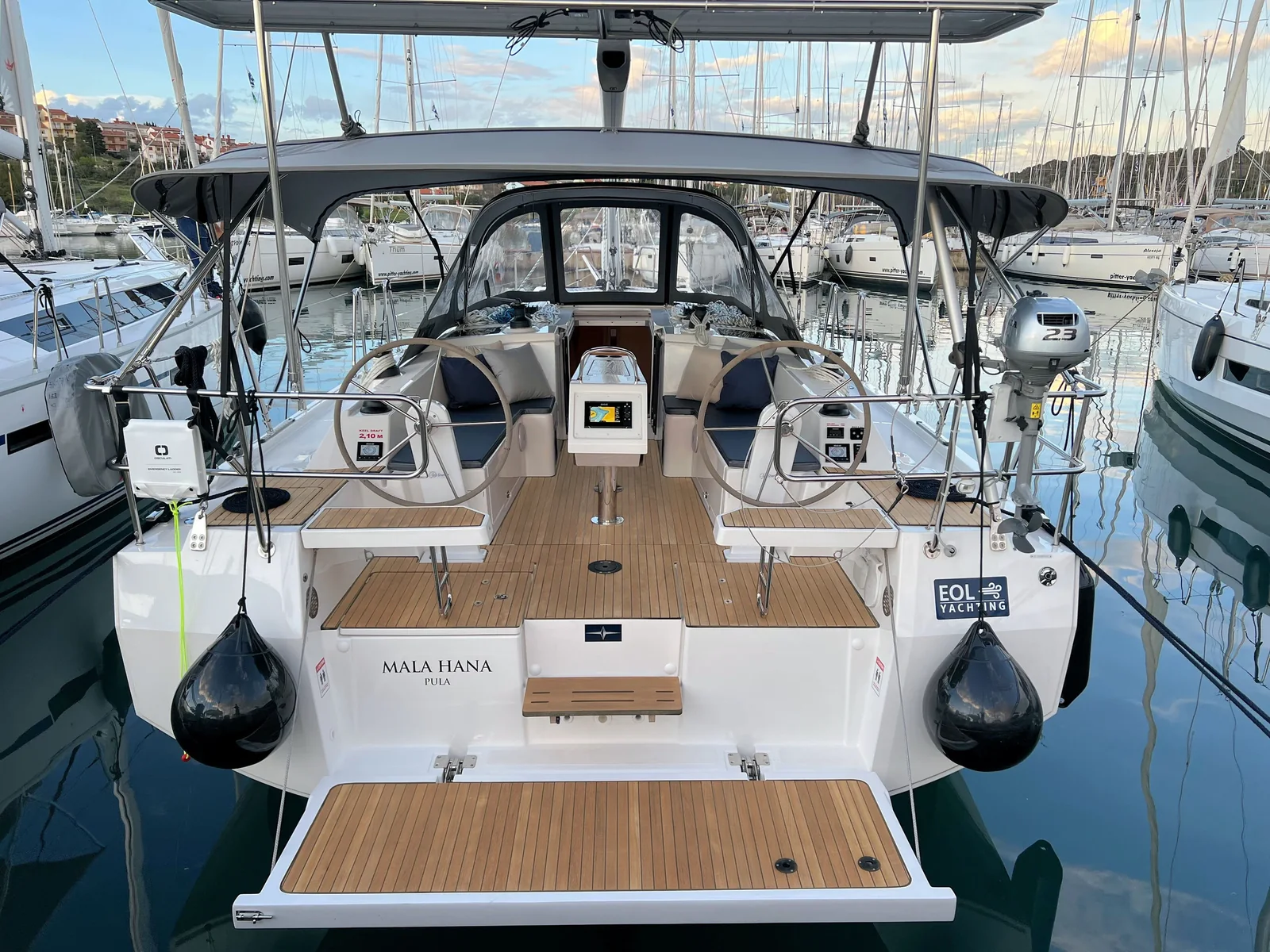 Yacht BAVARIA C38 - Mala Hana - Foto 1