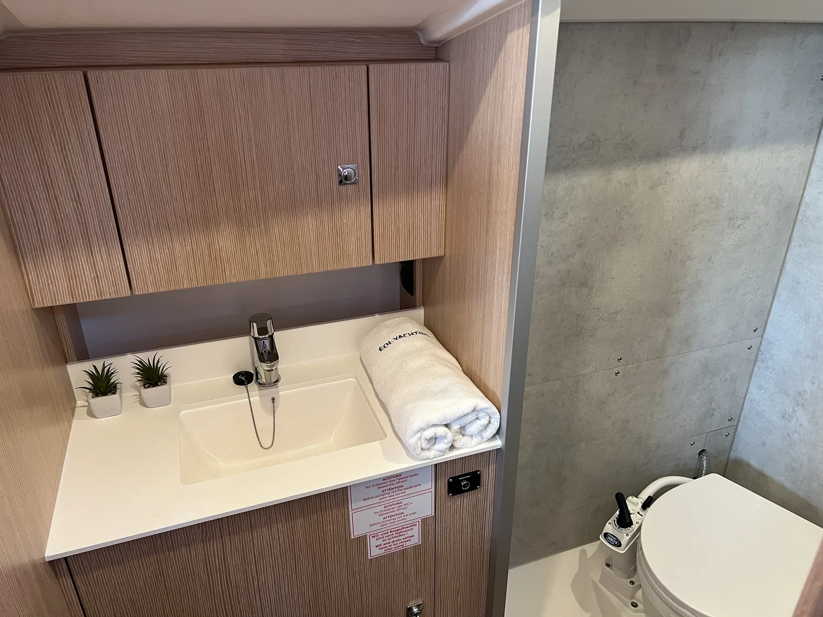 Yacht BAVARIA C38 - Mala Hana - Foto 1