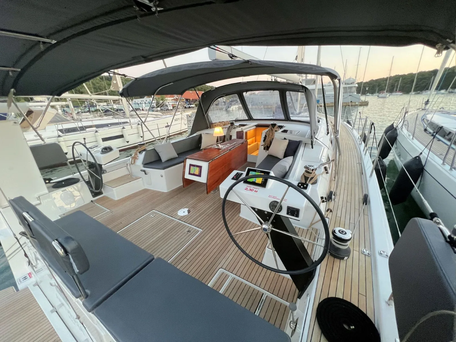Yacht DUFOUR 470 - Andreja - Foto 1