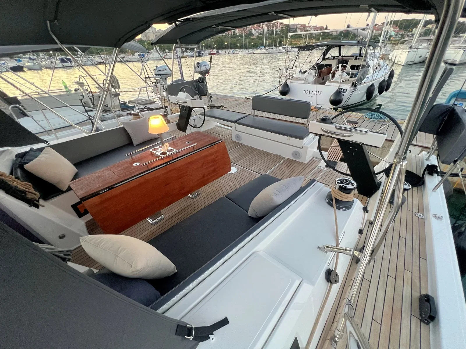 Yacht DUFOUR 470 - Andreja - Foto 1