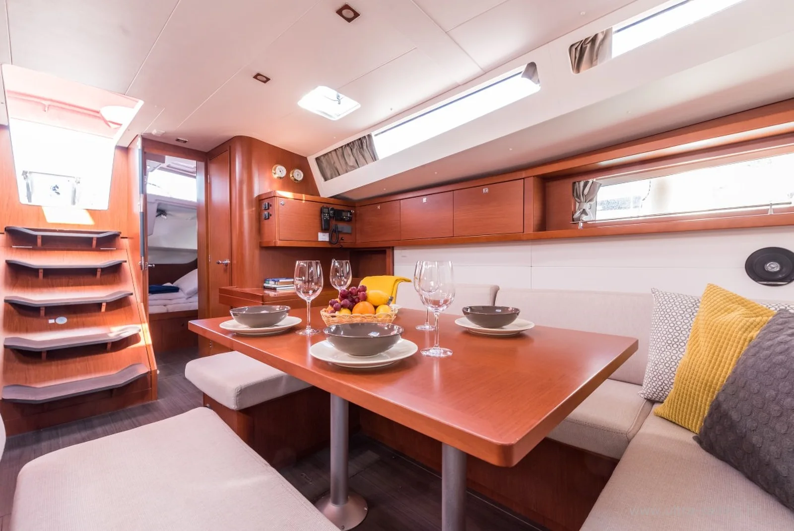 Yacht BENETEAU Oceanis 48 - Flou - Foto 1