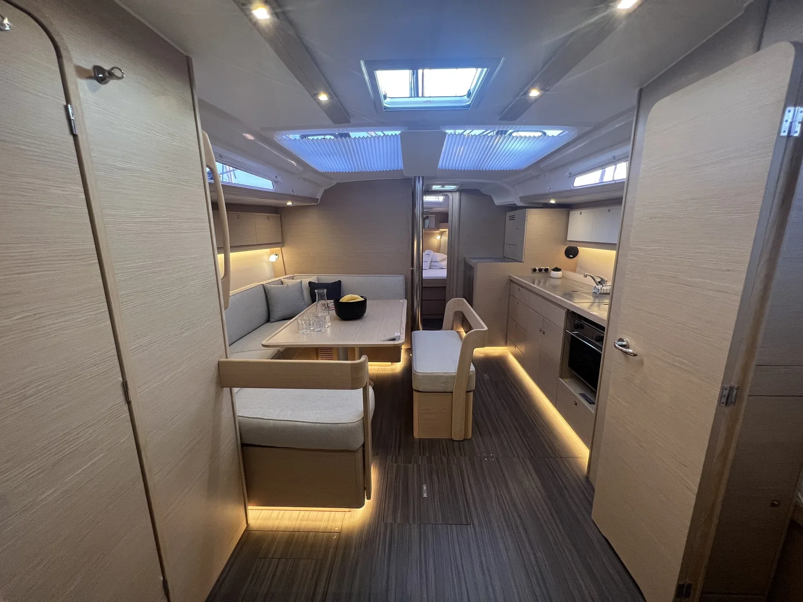 Yacht DUFOUR 430 Grand Large - Kaja - Foto 1