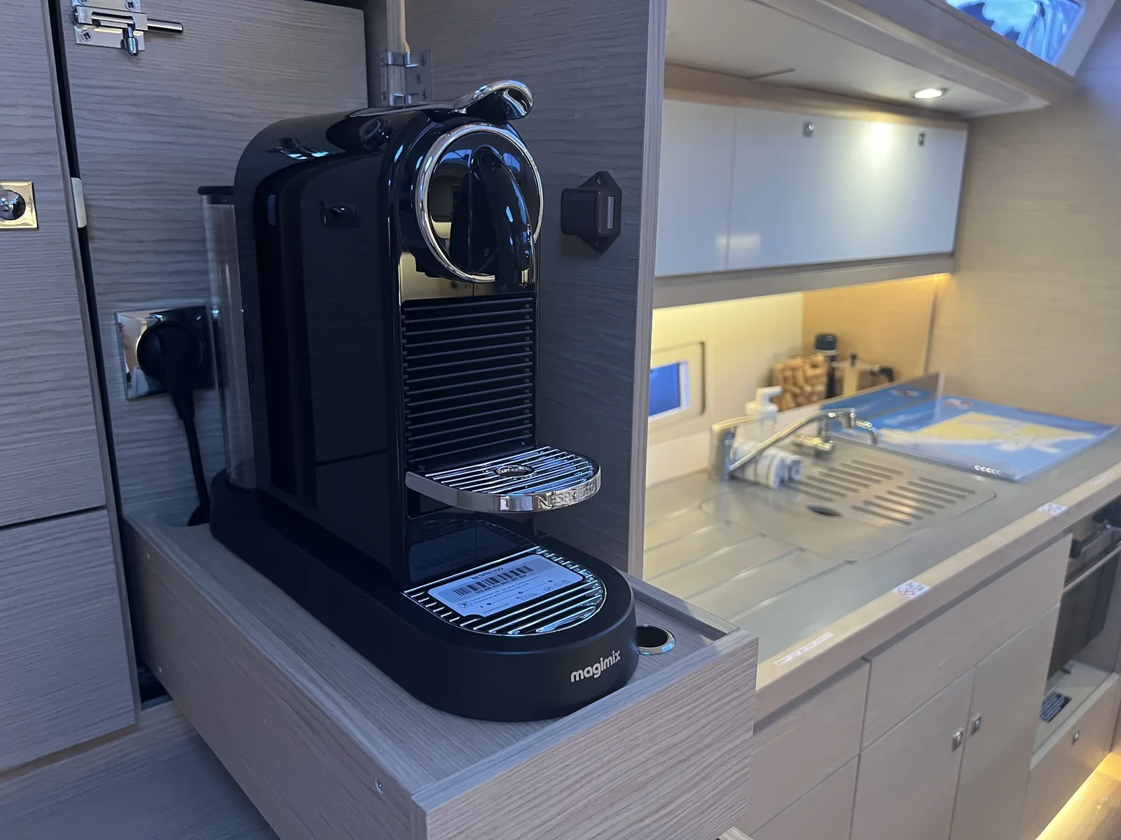 Yacht DUFOUR 430 Grand Large - Kaja - Foto 1