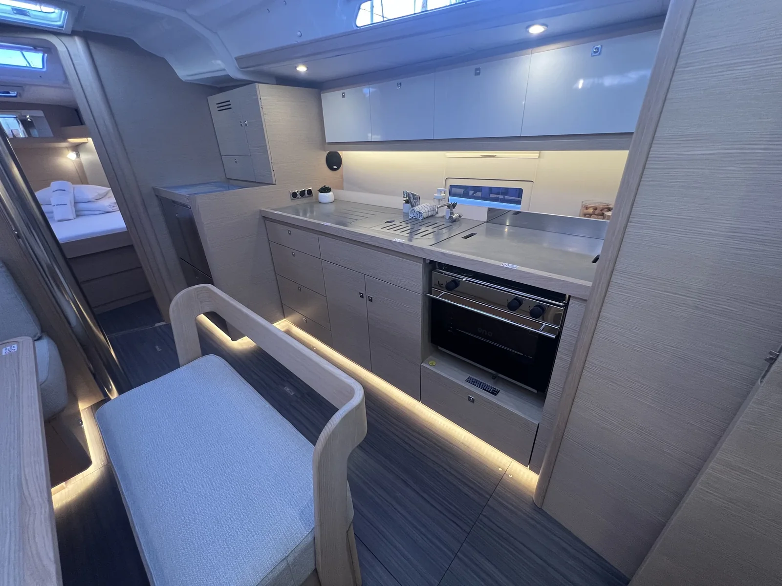 Yacht DUFOUR 430 Grand Large - Kaja - Foto 1