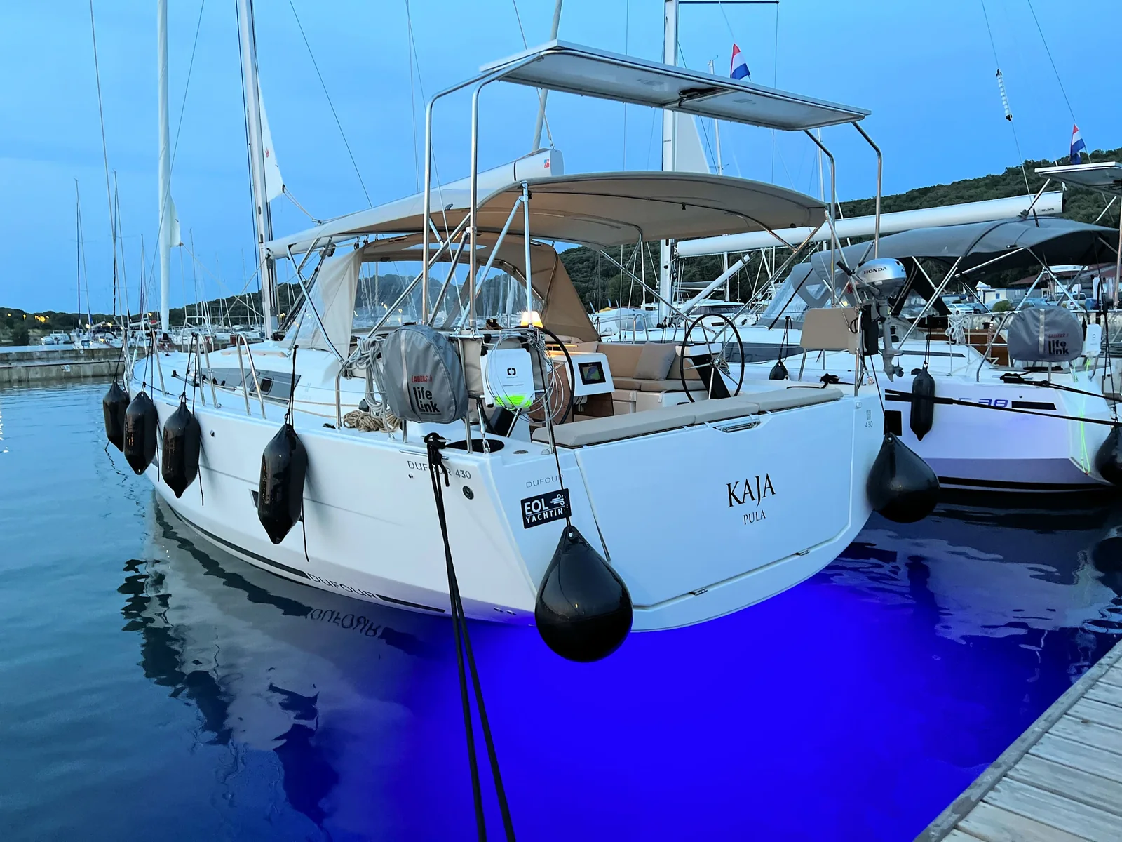 Yacht DUFOUR 430 Grand Large - Kaja - Foto 1