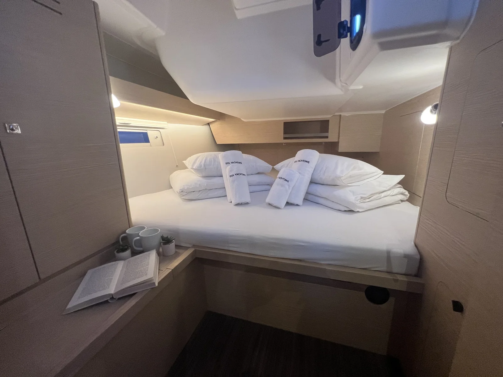 Yacht DUFOUR 430 Grand Large - Kaja - Foto 1