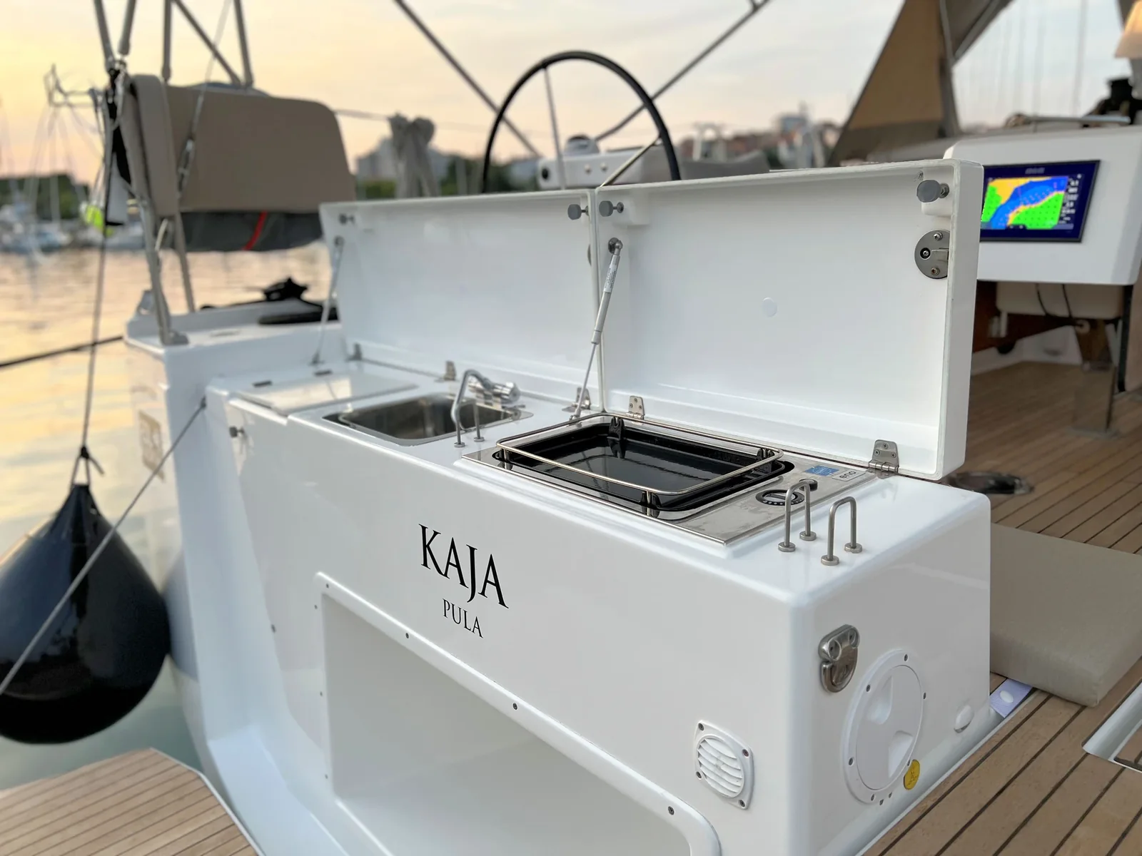 Yacht DUFOUR 430 Grand Large - Kaja - Foto 1