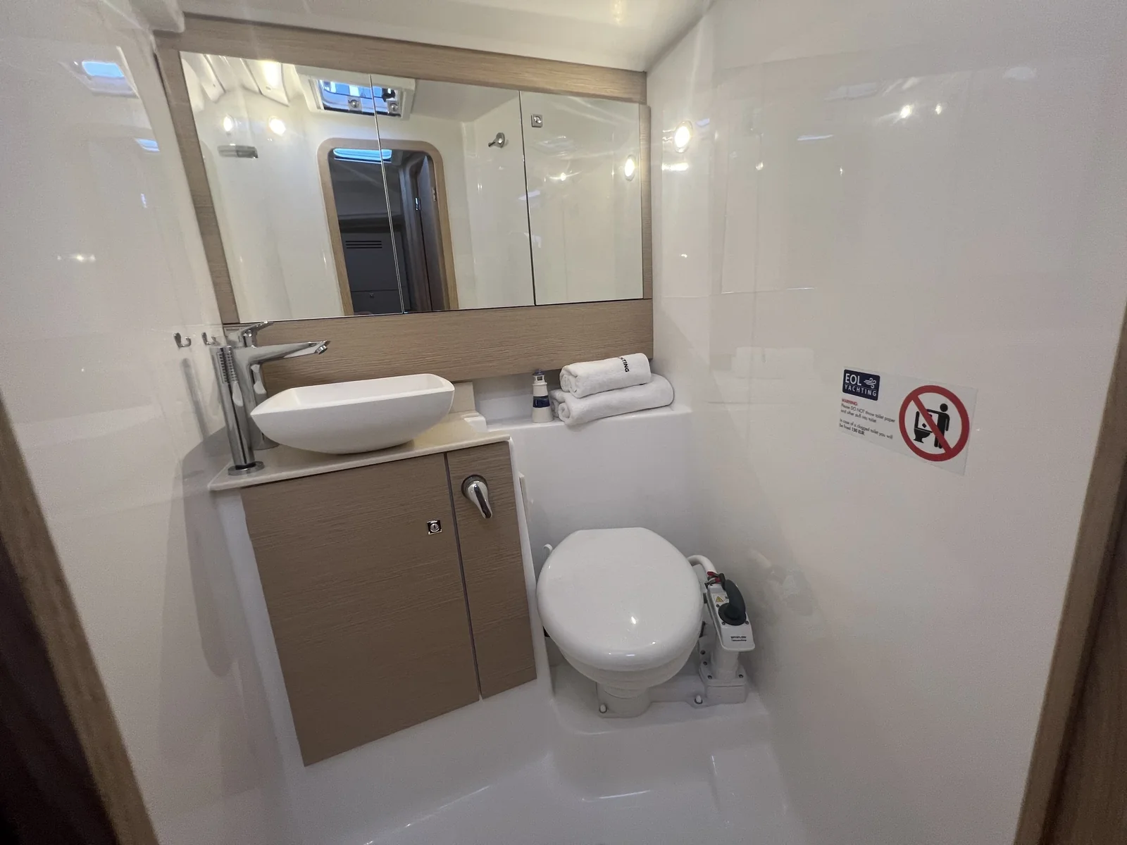 Yacht DUFOUR 430 Grand Large - Kaja - Foto 1
