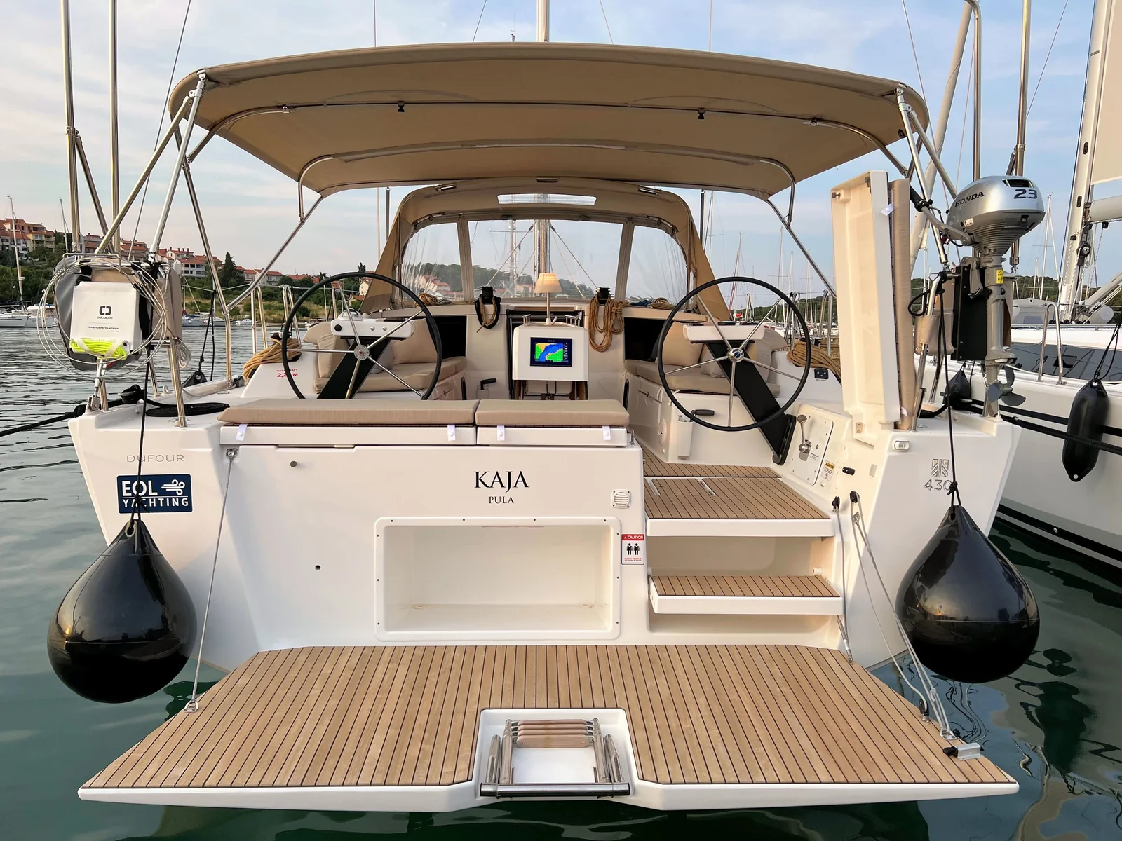 Yacht DUFOUR 430 Grand Large - Kaja - Foto 1