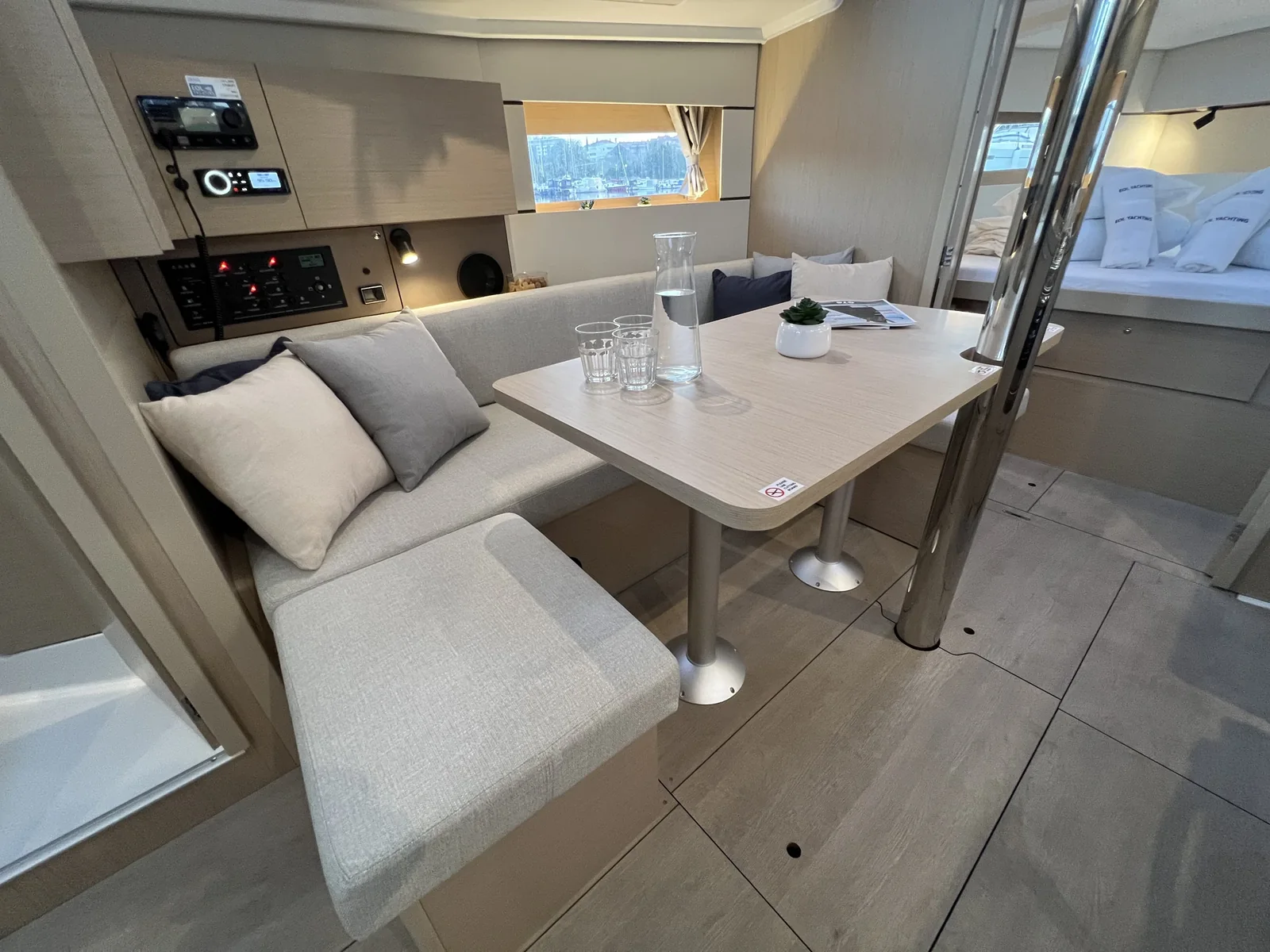 Yacht BENETEAU Oceanis 38.1 - Jana - Foto 1