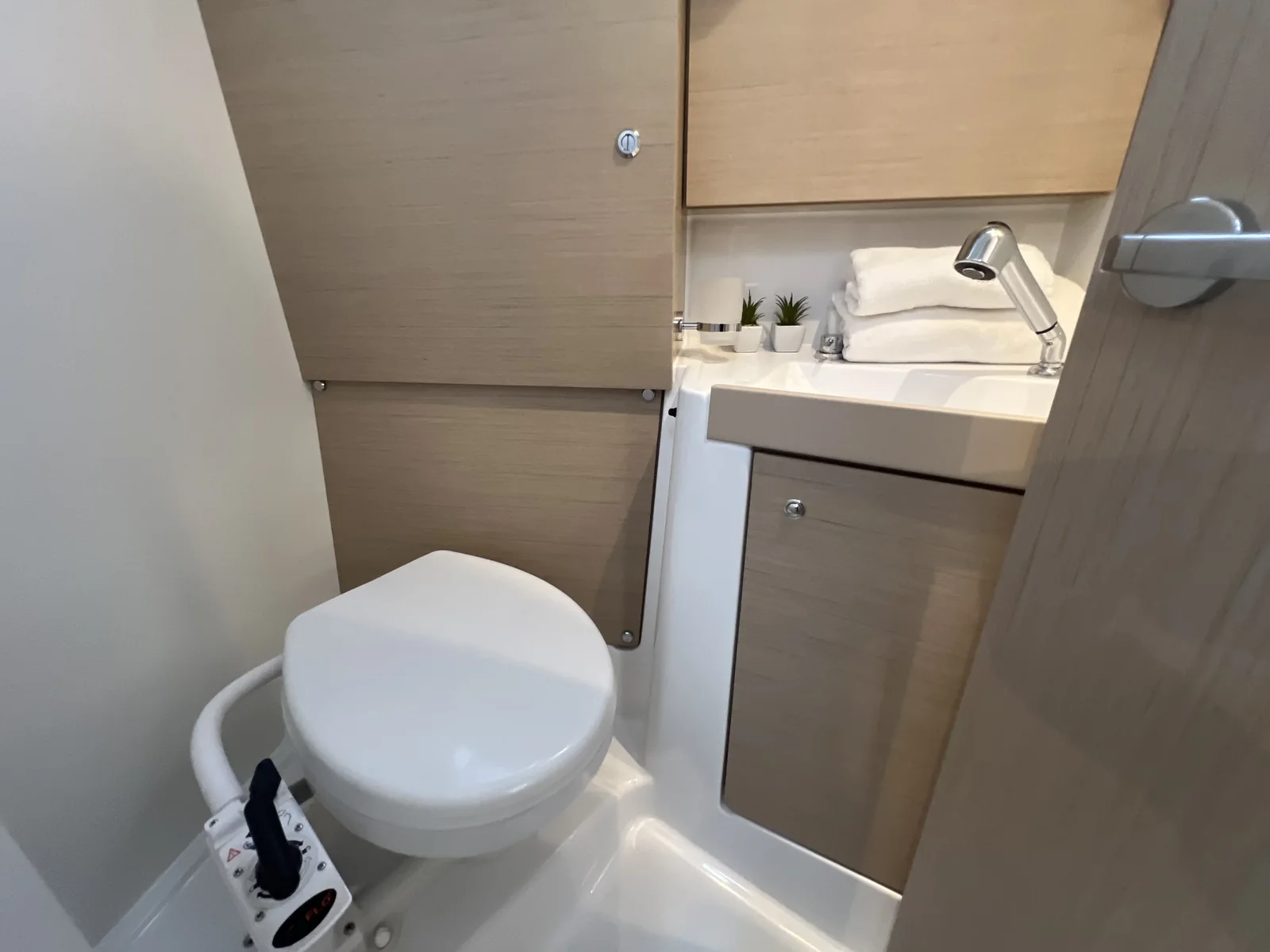 Yacht BENETEAU Oceanis 38.1 - Jana - Foto 1