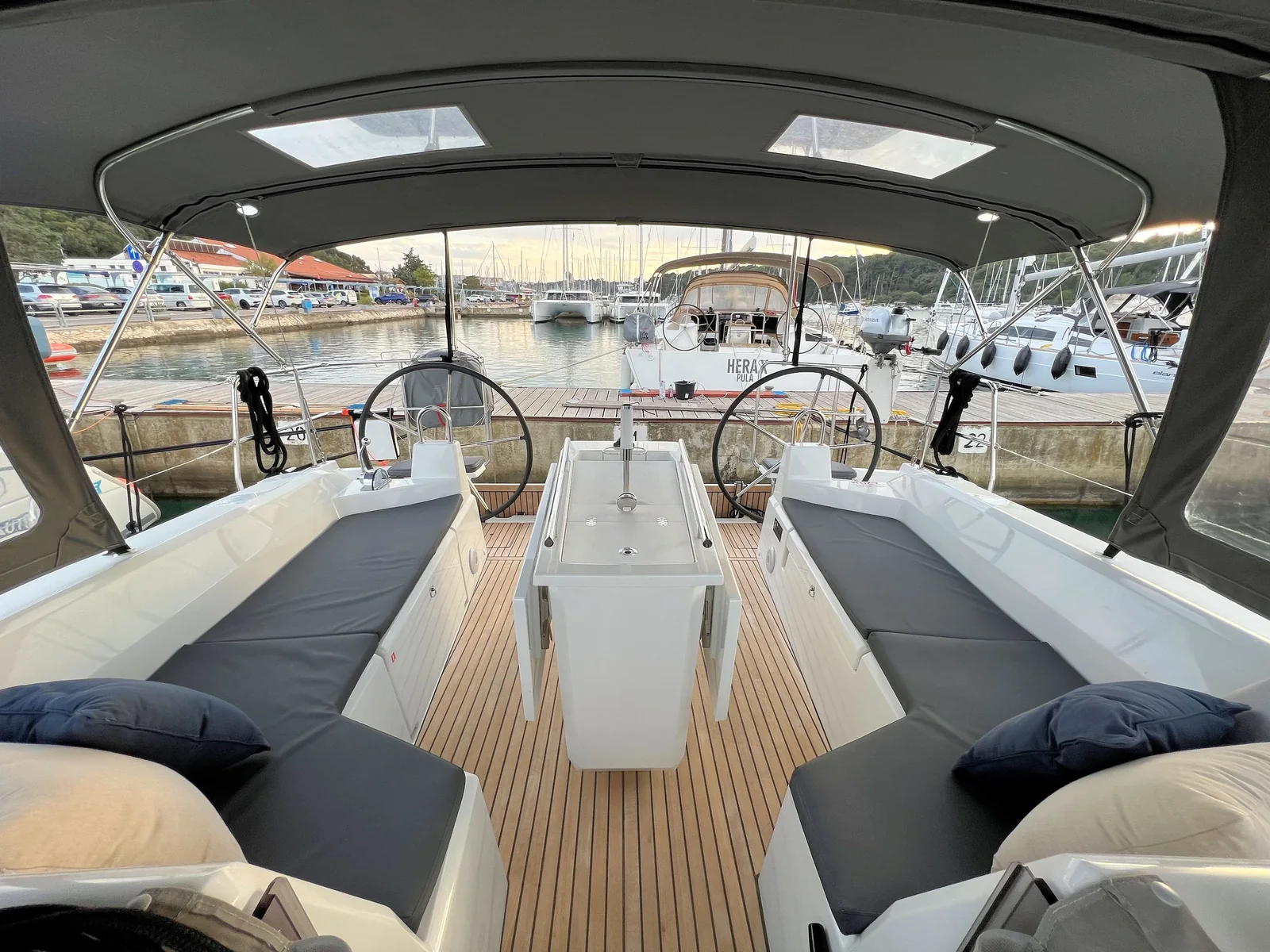 Yacht BENETEAU Oceanis 40.1 - Christine - Foto 12
