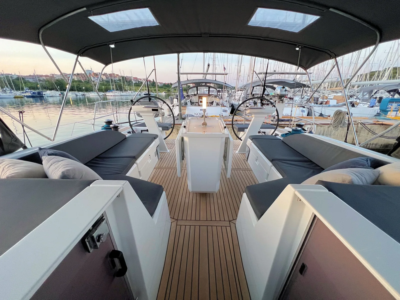 Yacht BENETEAU Oceanis 51.1 - Panda II - Foto 1