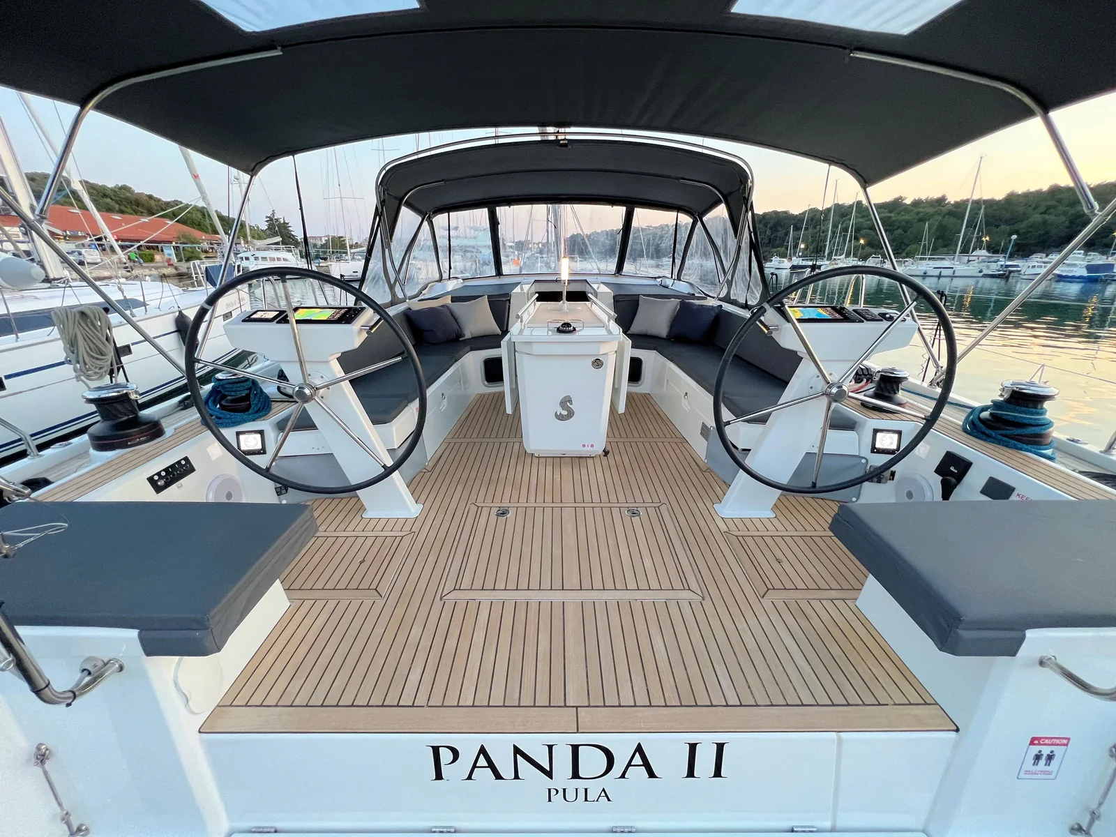 Yacht BENETEAU Oceanis 51.1 - Panda II - Foto 1