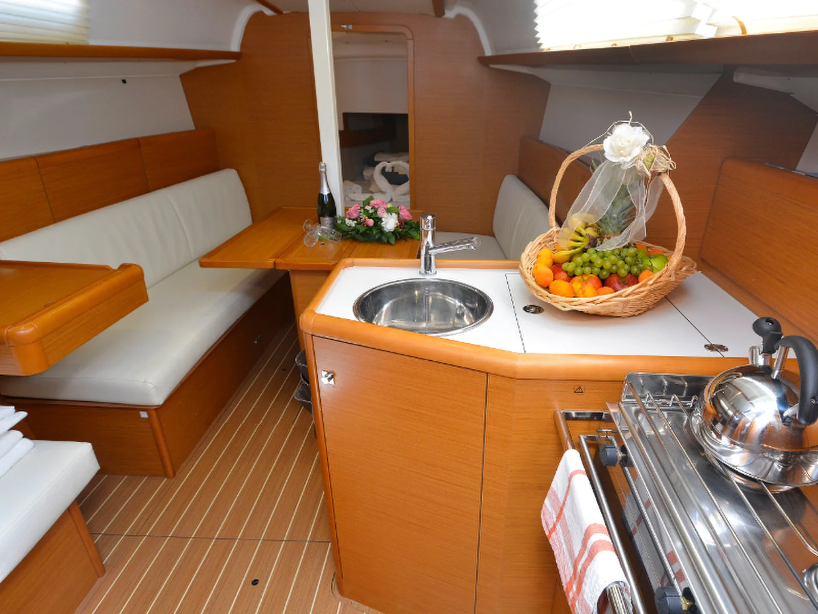 Yacht JEANNEAU Sun Odyssey 33i - Hasta Siempre - Foto 1