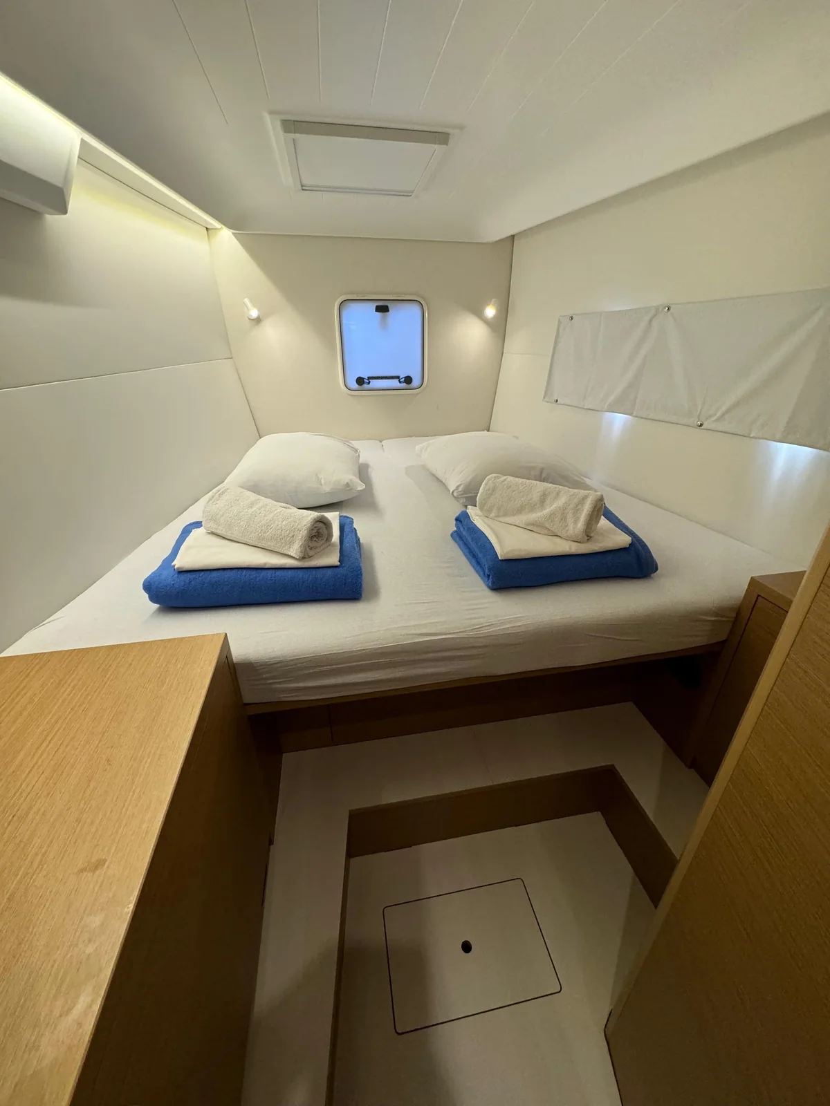 Yacht EXCESS-CATAMARANS 14 - Blue Kiss - Foto 1
