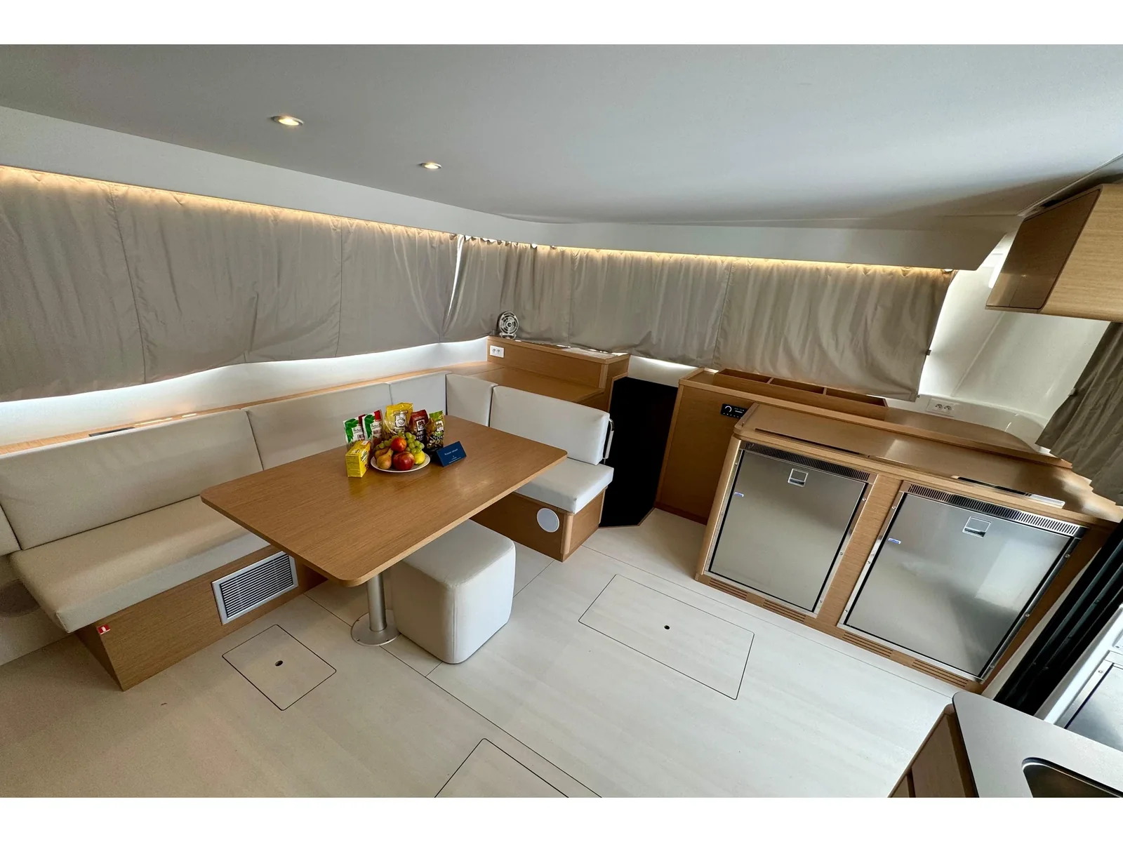 Yacht EXCESS-CATAMARANS 14 - Blue Kiss - Foto 1