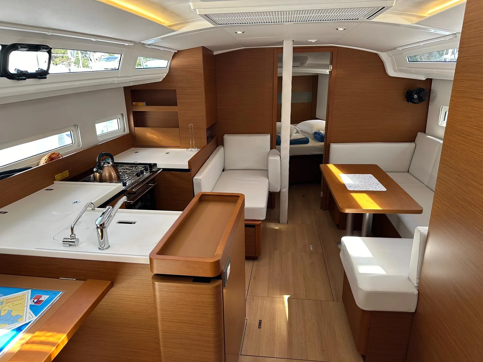 Yacht JEANNEAU Sun Odyssey 410 - Bodo - Foto 1