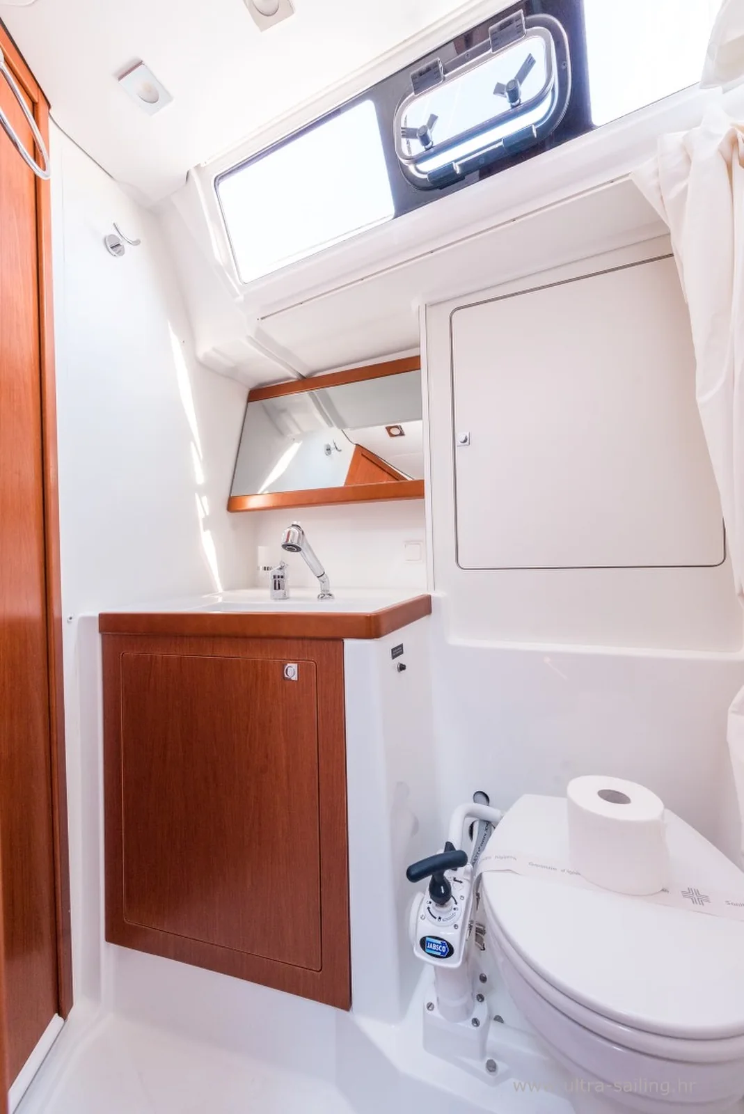 Yacht BENETEAU Oceanis 48 - Flou - Foto 1