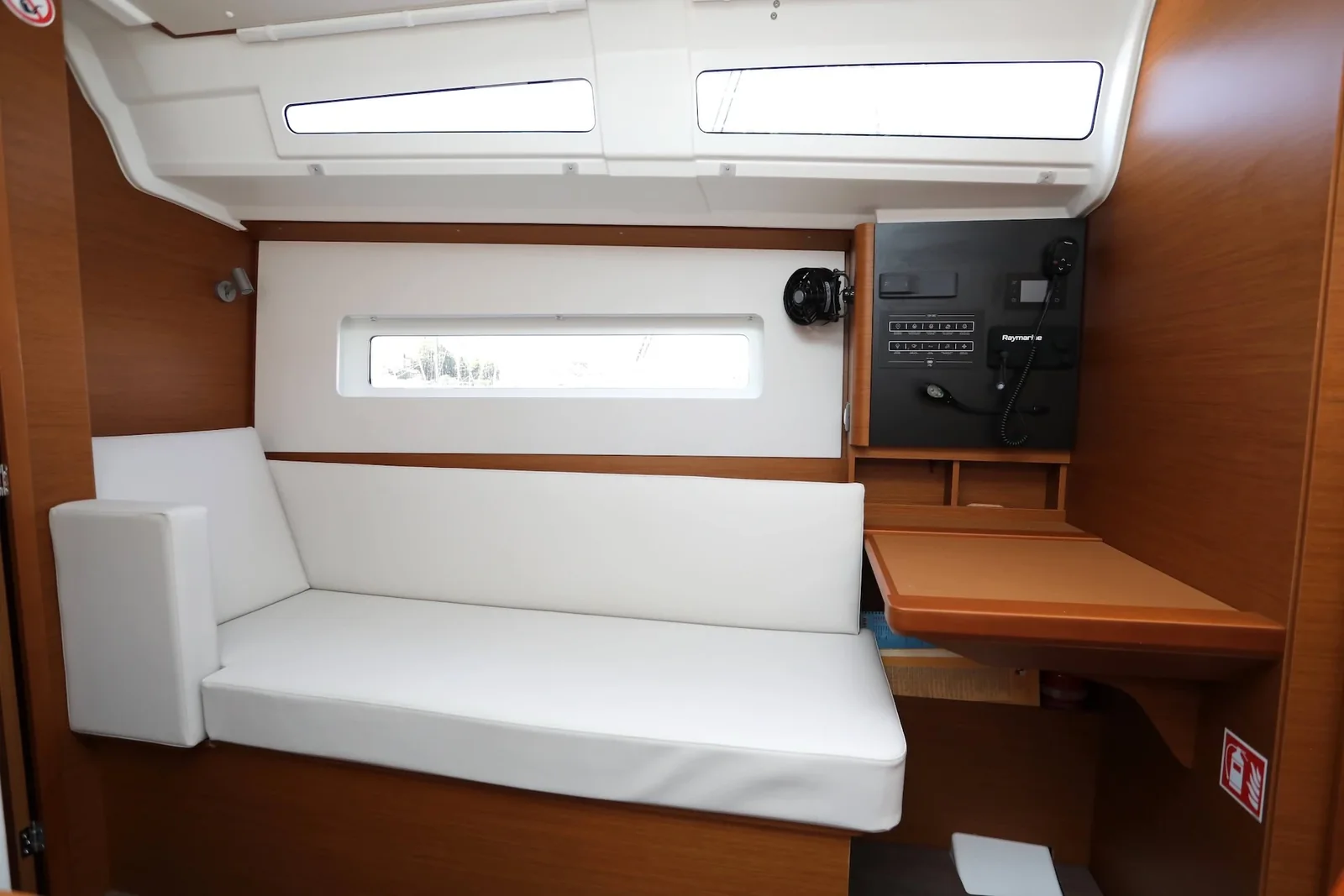 Yacht JEANNEAU Sun Odyssey 380 - Red Kiss - Foto 1