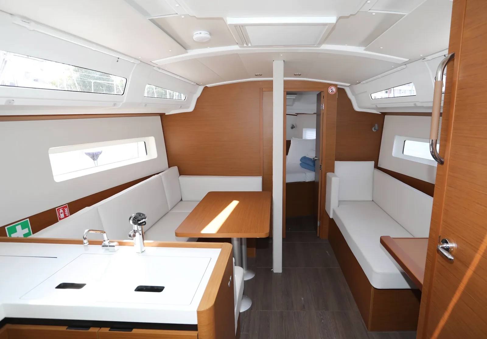 Yacht JEANNEAU Sun Odyssey 380 - Red Kiss - Foto 1