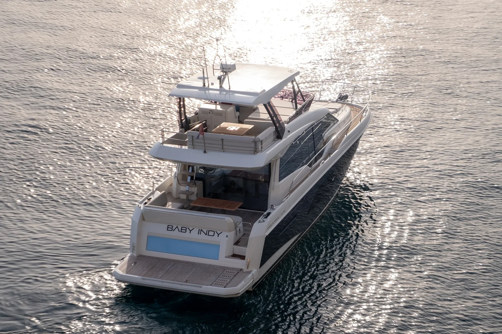 Yacht JEANNEAU Prestige 520 Fly - Baby Indy - Foto 1