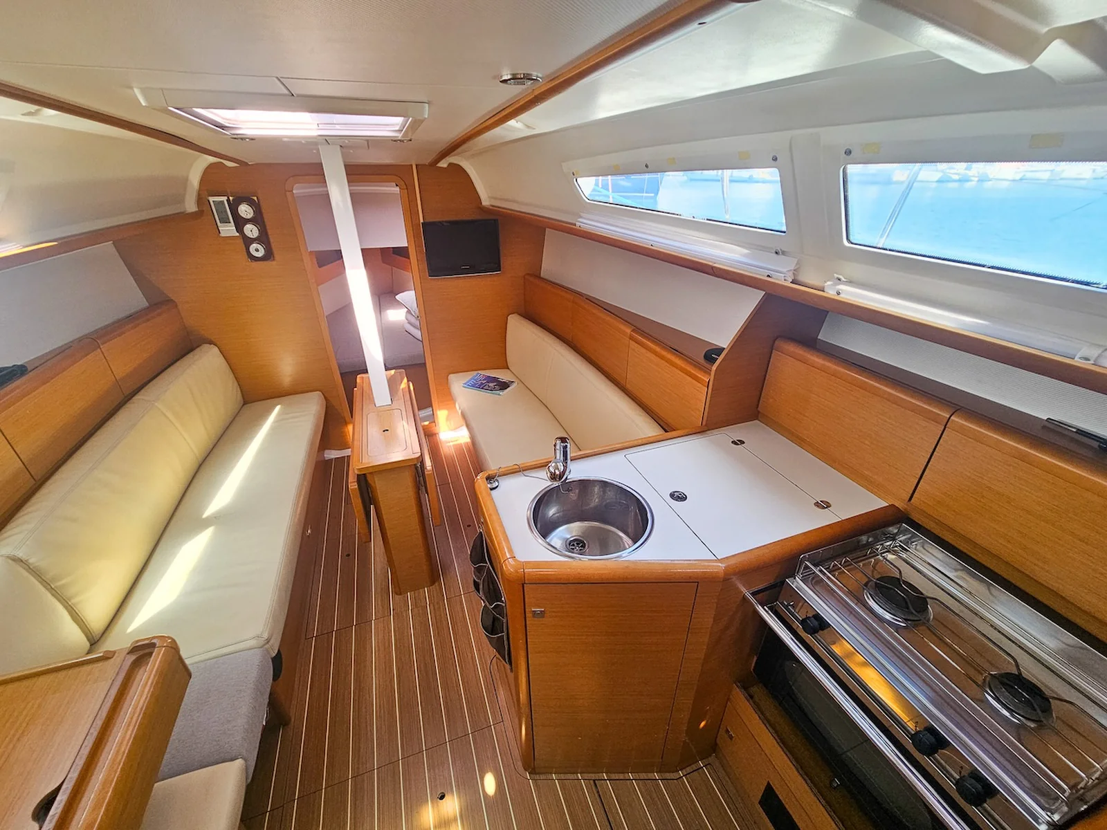 Yacht JEANNEAU Sun Odyssey 33i - Energy - Foto 1