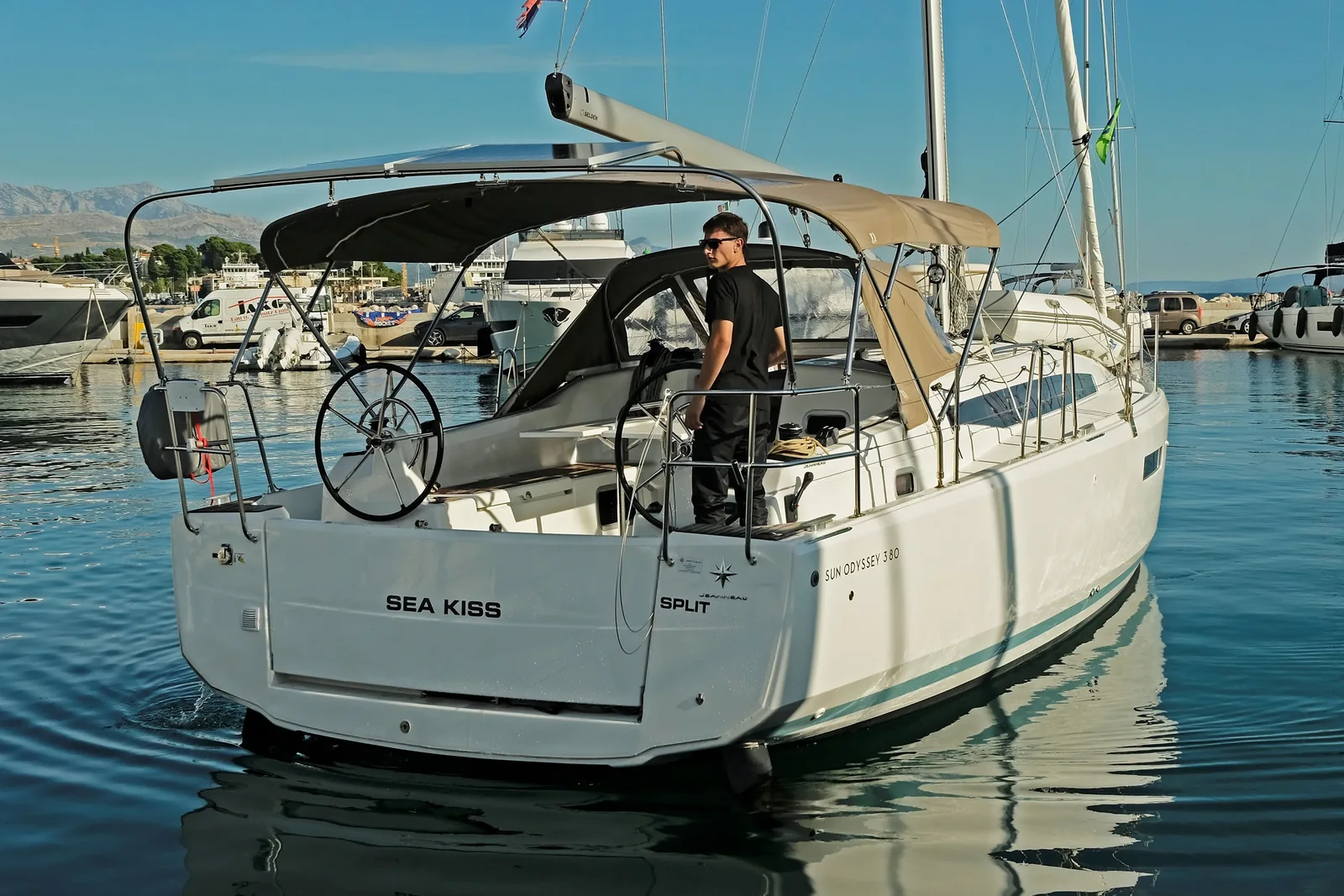 Yacht JEANNEAU Sun Odyssey 380 - Sea Kiss - Foto 1
