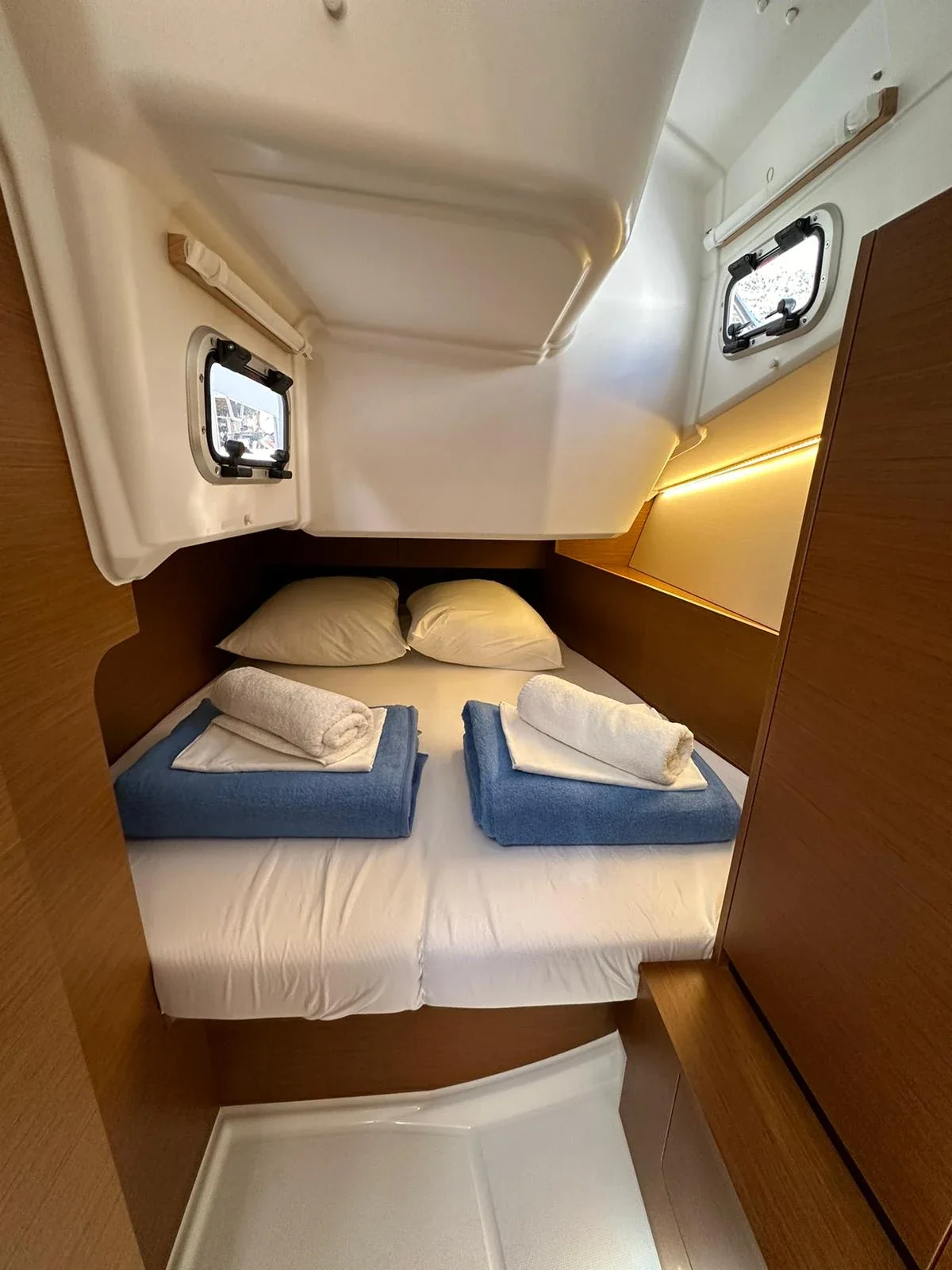 Yacht JEANNEAU Sun Odyssey 350 - Star Kiss - Foto 1