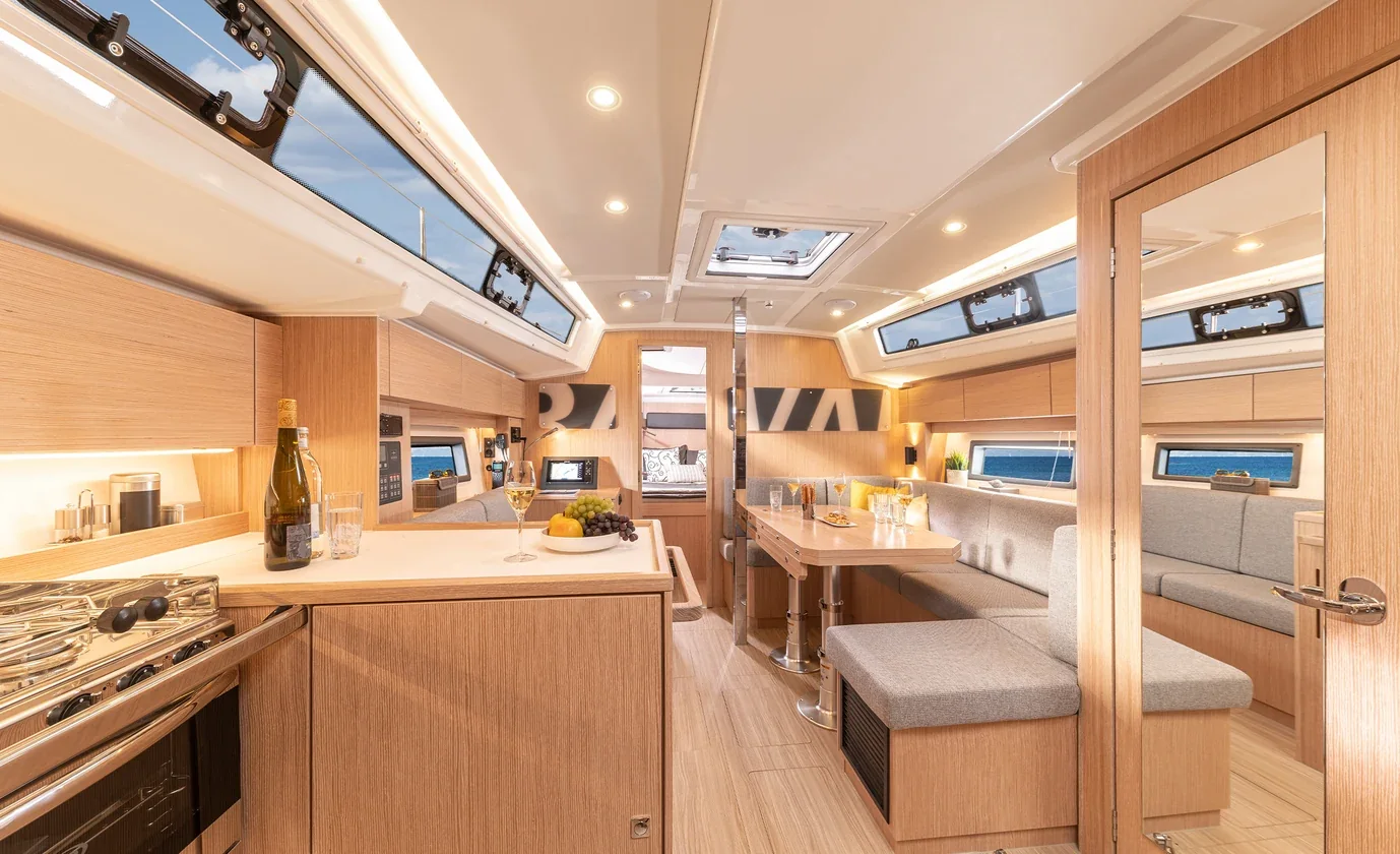 Yacht BAVARIA C38 - Alegria - Foto 1