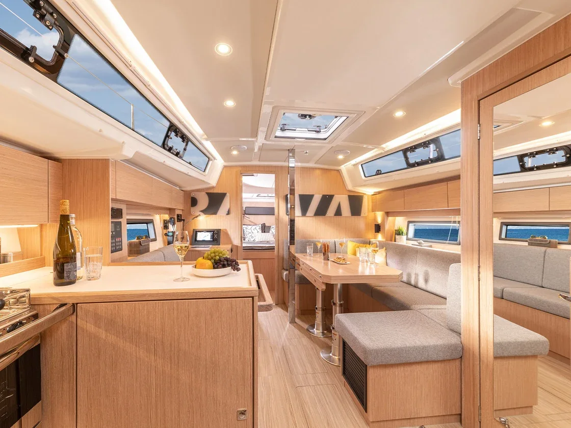 Yacht BAVARIA C38 - Alegria - Foto 1