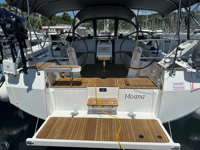 Yacht BAVARIA C42 - Foto 1