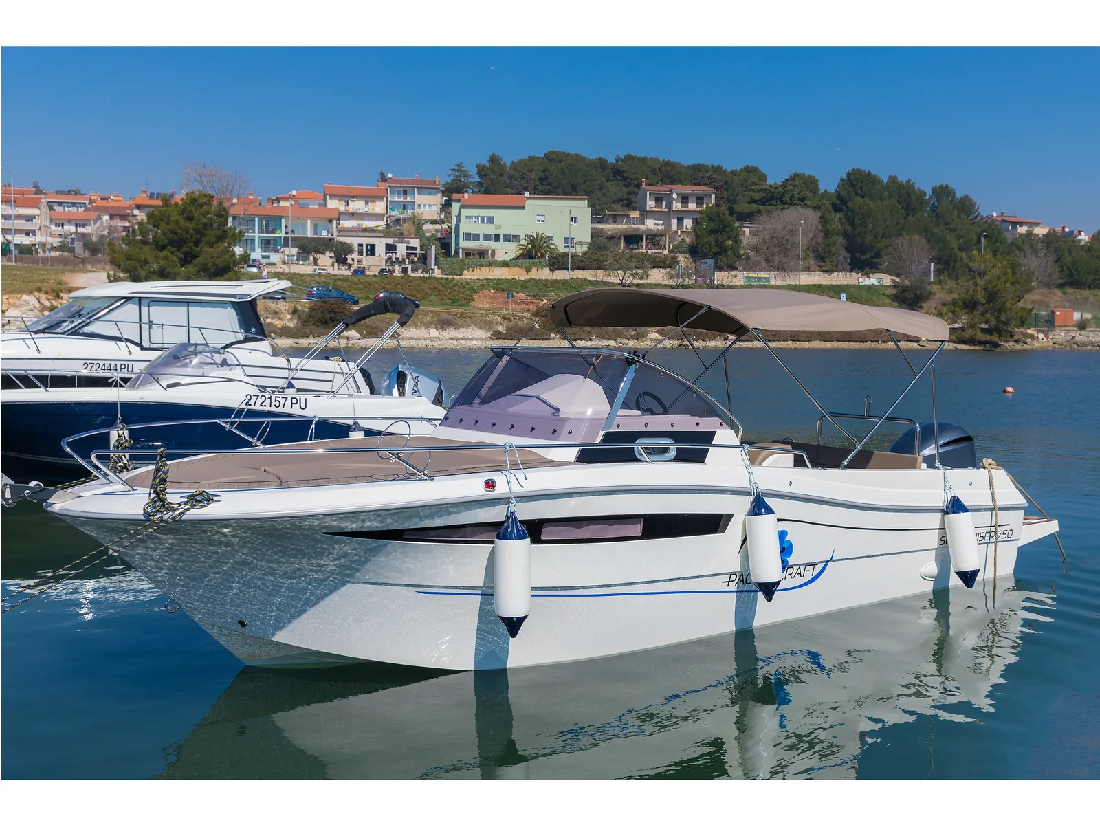 Yacht DIVERSE WERFTEN Pacific Craft 750 Sun Cruiser - Foto 1
