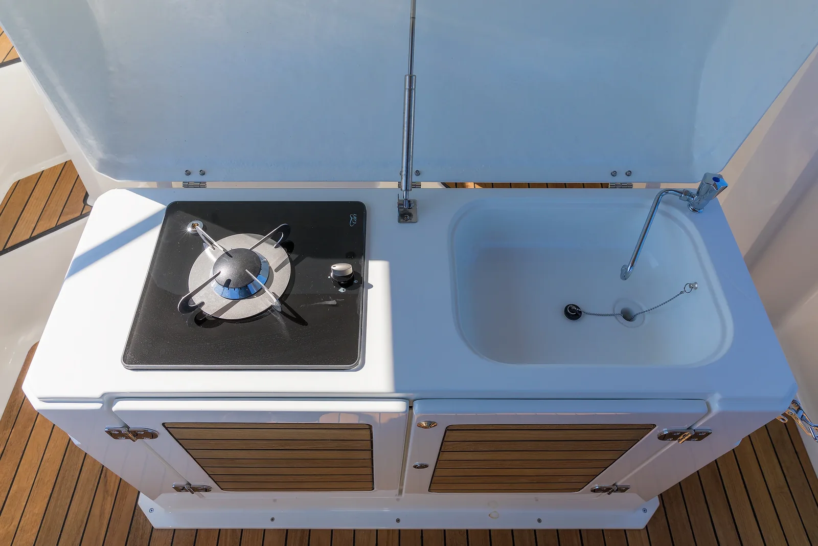 Yacht DIVERSE WERFTEN Pacific Craft 750 Sun Cruiser - Foto 1