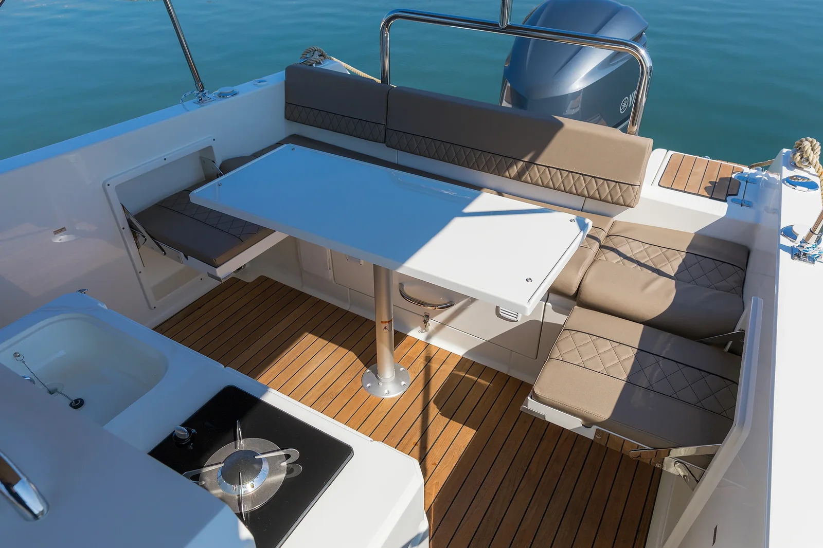 Yacht DIVERSE WERFTEN Pacific Craft 750 Sun Cruiser - Foto 1