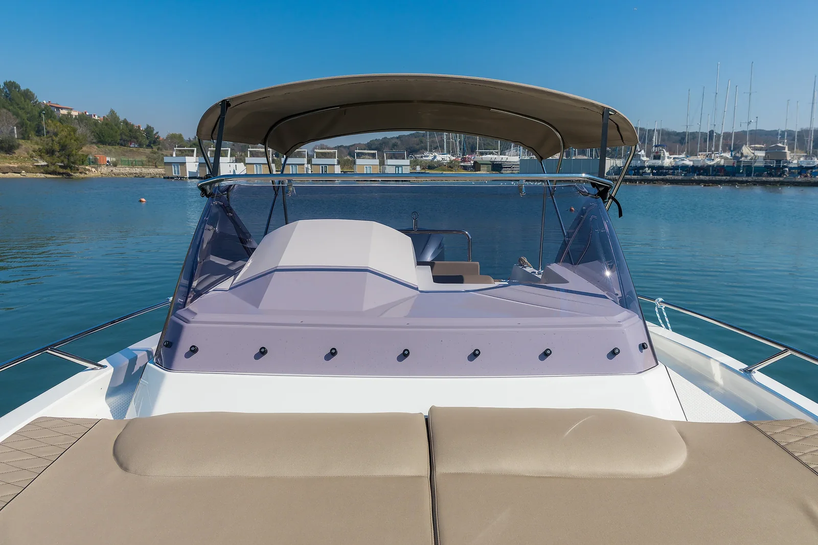 Yacht DIVERSE WERFTEN Pacific Craft 750 Sun Cruiser - Foto 1