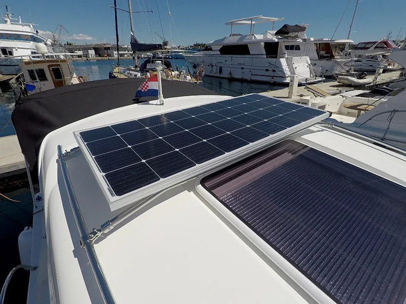 Yacht BENETEAU Antares 8 OB - Lovre - Foto 1