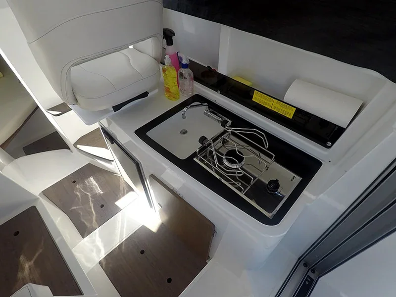 Yacht BENETEAU Antares 8 OB - Lovre - Foto 1