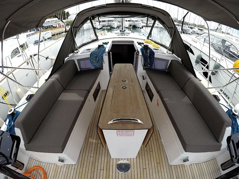 Yacht DUFOUR 41 - Moma - Foto 1