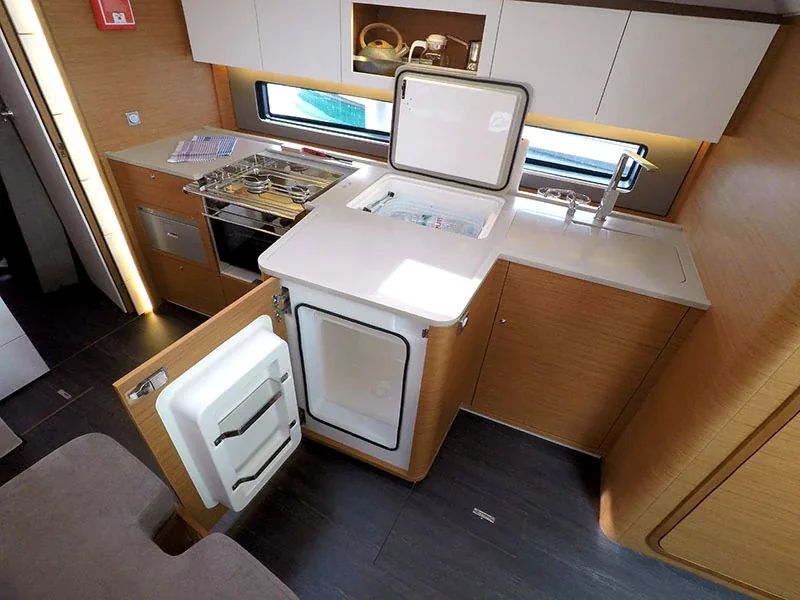 Yacht DUFOUR 41 - Moma - Foto 1
