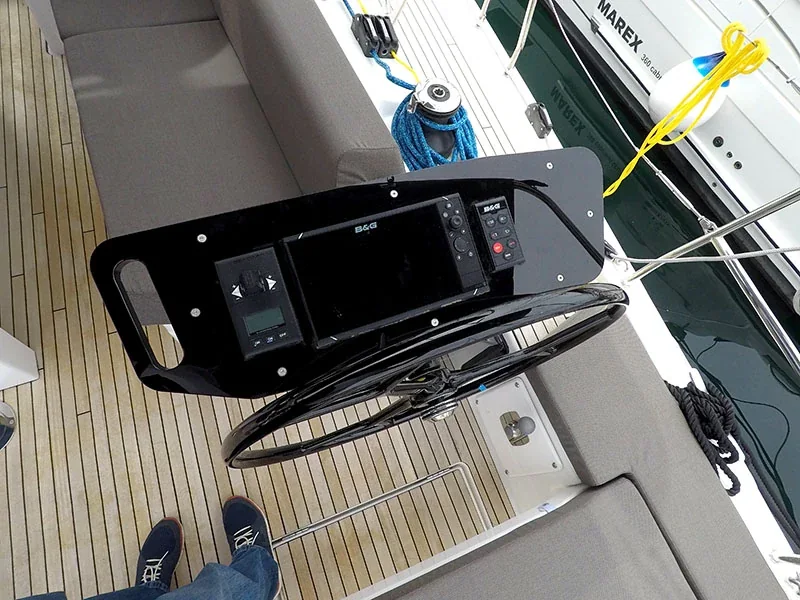 Yacht DUFOUR 41 - Moma - Foto 1