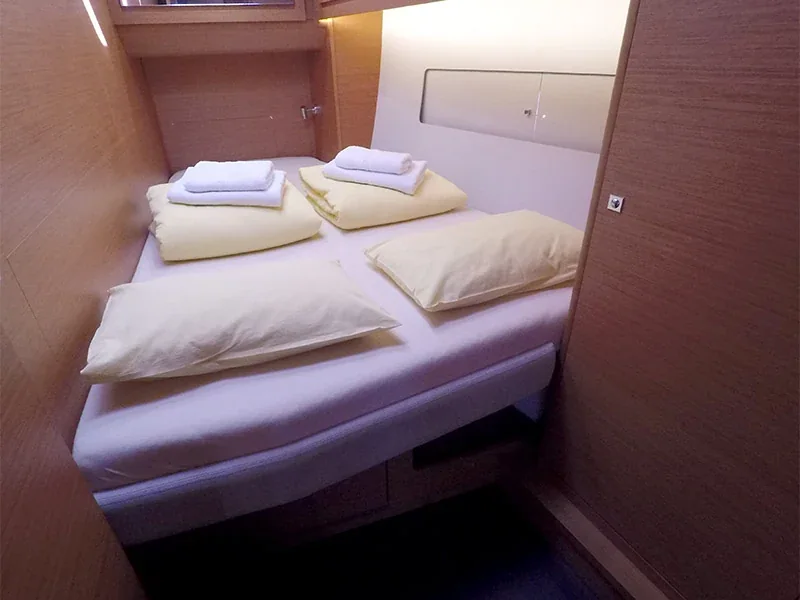 Yacht DUFOUR 470 - Ljubov - Foto 1