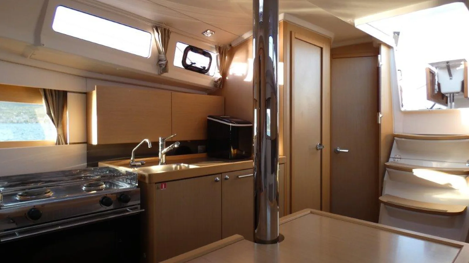 Yacht BENETEAU Oceanis 35 - Lorenzo - Foto 1